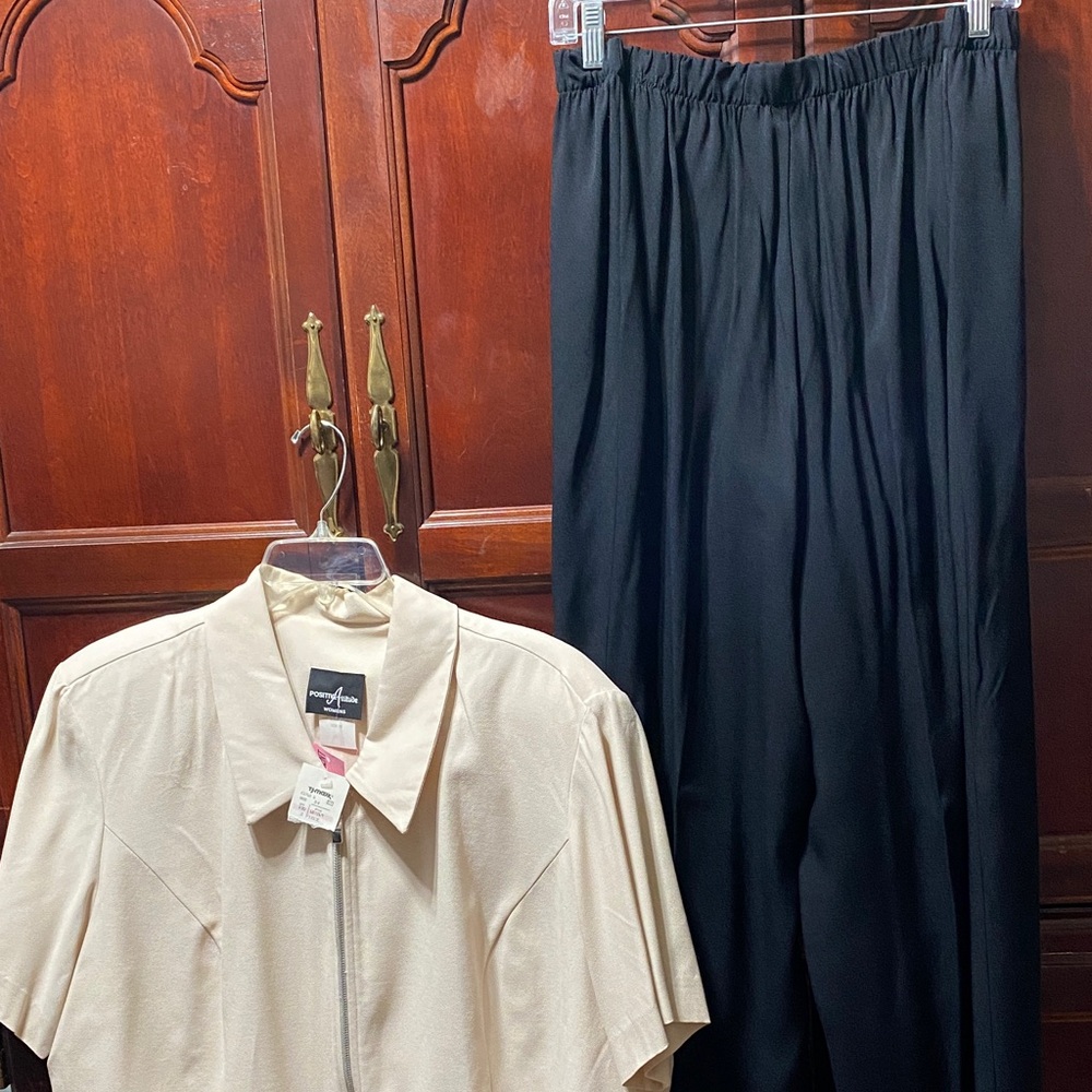 Positive Attitude Women's Cream Top and black pants set vintage plus size 24